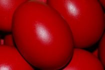 Γιατί βάφουμε κόκκινα αυγά το Πάσχα