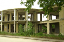 Στη βουλή έφτασε η μη ολοκλήρωση του δημαρχιακού μεγάρου του πρώην δήμου Νέας Βύσσας