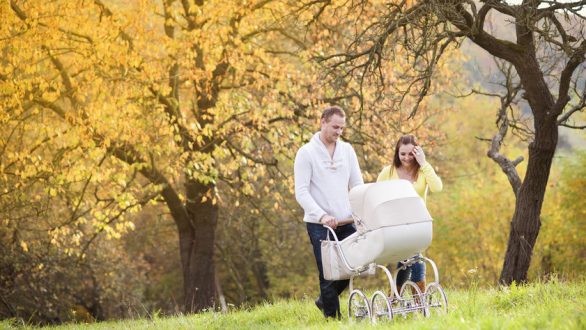 Καλοκαιρινές βόλτες; Τι να προσέξετε στο παιδικό καρότσι!