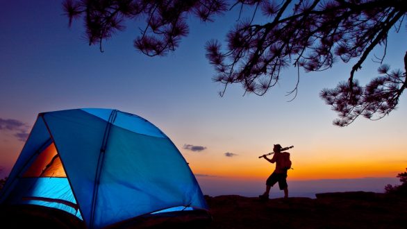 Πάτε Camping; Μην ξεχάσετε να πάρετε τα είδη αλιείας!