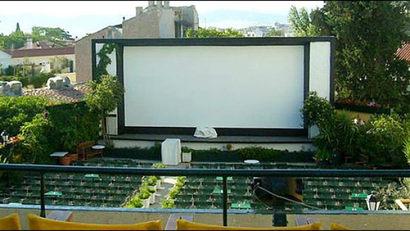 Κινηματογραφική Λέσχη Αλεξανδρούπολης: Προβολές ταινιών στο ΦΛΟΙΣΒΟ