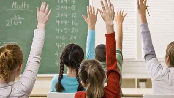 Στο προσκήνιο και πάλι η «Λευκή εβδομάδα» με κλειστά σχολεία