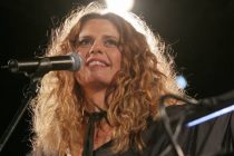 Η Ελένη Τσαλιγοπούλου στο Αυγουστιάτικο Φεγγάρι των Δικαίων