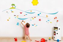 Πώς να αφαιρέσετε τα αυτοκόλλητα των παιδιών από τοίχους και έπιπλα