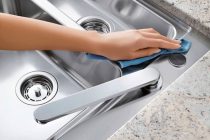 Πώς καθαρίζουμε τις inox συσκευές