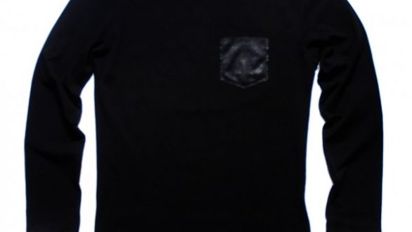 Ανδρικά φούτερ και μπλουζάκια με την υπογραφή της εταιρείας 3GUYS