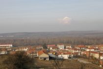 Παράσταση διαμαρτυρίας στα Δίκαια- Θέλουν να μεταφέρουν τον ιερέα της ενορίας στα Κόμαρα 