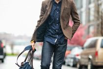 Τι πρέπει να γνωρίζετε για τα ανδρικά πουκάμισα;