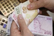 Μεγάλη άνοδος για την τουρκική λίρα μετά τη νίκη Ερντογάν