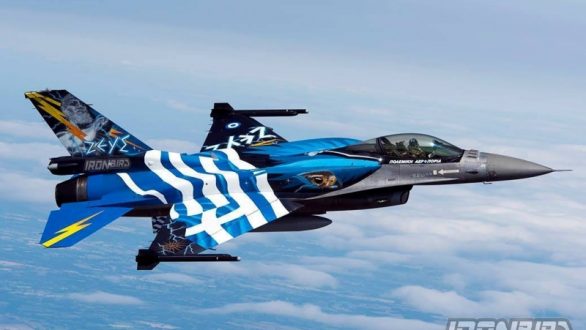 Αεροπορική επίδειξη της Πολεμικής Αεροπορίας στην Αλεξανδρούπολη