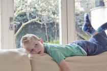 Πότε ένα παιδί μπορεί να μείνει μόνο του στο σπίτι