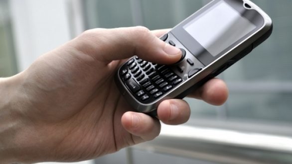 Μείωση τελών τερματισμού κλήσεων σε κινητά και σταθερά δίκτυα