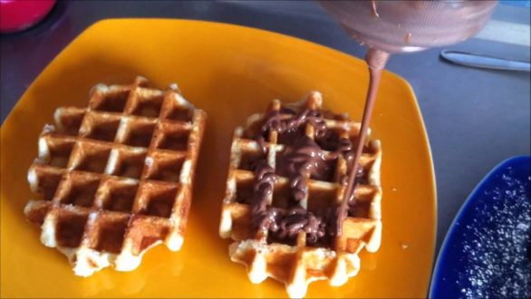 Πως να φτιάξετε βάφλες χωρίς βαφλιέρα