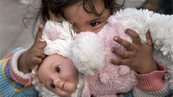 Σημεία συγκέντρωσης ειδών πρώτης ανάγκης για τους πρόσφυγες από την Περιφέρεια