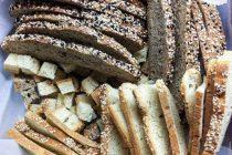 Μπαγιάτικο ψωμί αλλά φρέσκιες ιδέες για να το αξιοποιήσετε!