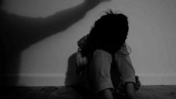 Συνελήφθη για απόπειρα ανθρωποκτονίας ο 33χρονος πατριός!