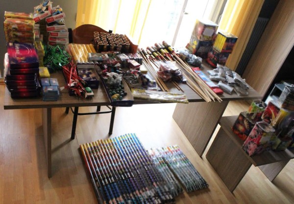 Πουλούσε παράνομα βεγγαλικά στην Αλεξανδρούπολη