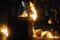 Τέσσερις συλλήψεις νεαρών στην Κομοτηνή για εμπρησμούς σε 32 κάδους απορριμμάτων