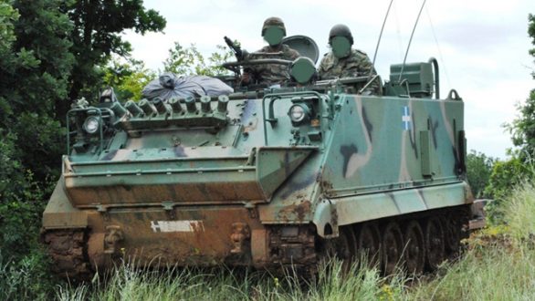 Τεθωρακισμένο Μ113 ανετράπηκε στις Φέρες