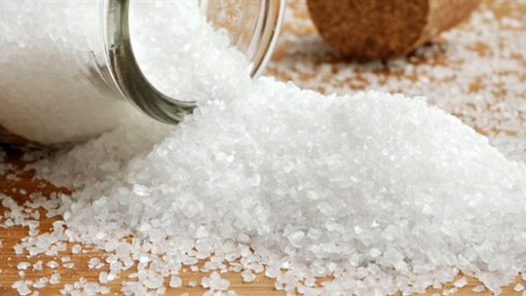 Το αλάτι διώχνει την πιτυρίδα