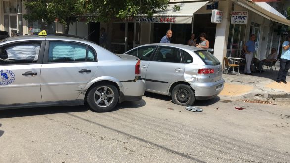 Καραμπόλα στο κέντρο της Ορεστιάδας