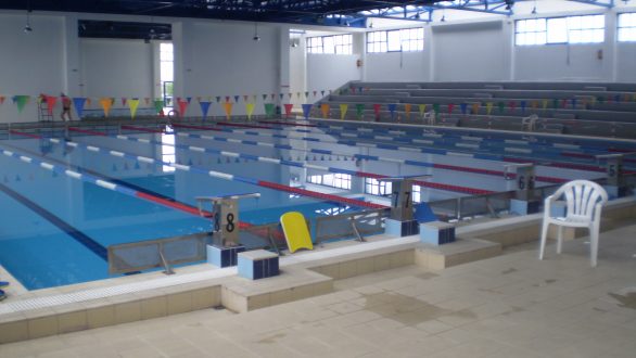 “Έπεσαν” οι υπογραφές για τις αντλίες θερμότητας του κολυμβητηρίου Ορεστιάδας