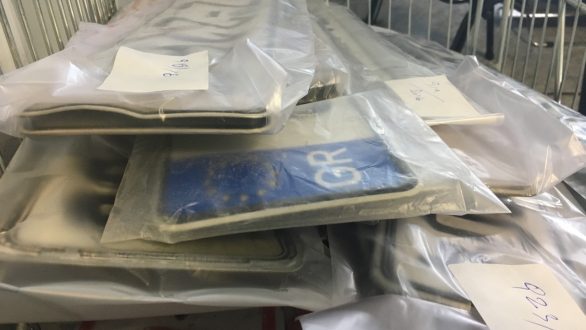 Εθνικές εκλογές 2019: Επιστρέφονται οι πινακίδες κυκλοφορίας και οι άδειες οδήγησης