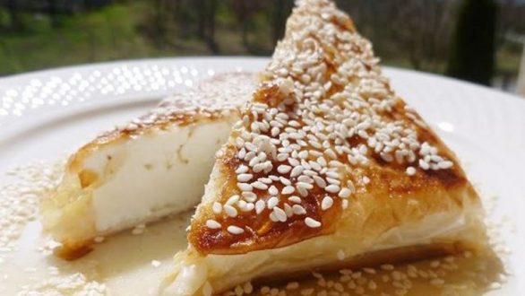 Φέτα τυλιχτή με μέλι