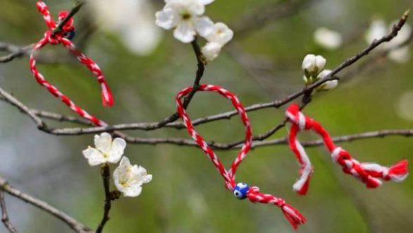Βραχιολάκια του Μάρτη από το Λαογραφικό Μουσείο Διδυμοτείχου