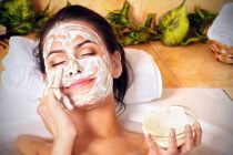 Απολέπιση με φρούτα του πάθους για λαμπερό δέρμα