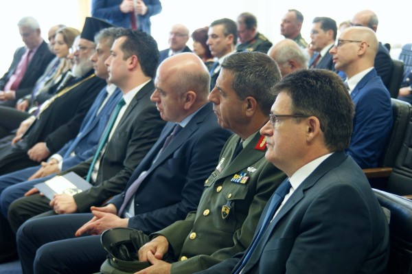 Πέτροβιτς - Λαλούσης