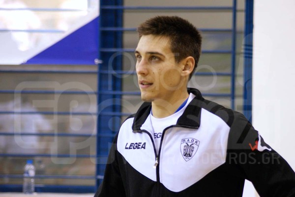 Κωνσταντινίδης