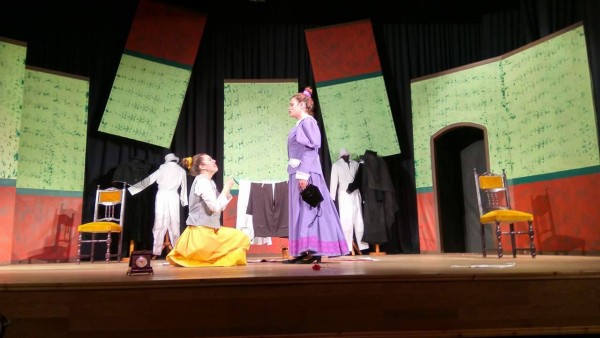 Αυλαία στον ΔΙΟΝΥΣΟ για την παράσταση "Σε δύσκολη θέση"