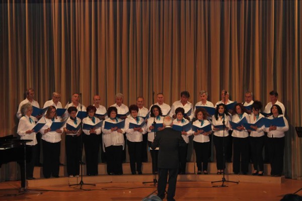 Μικτή τετράφωνη Χορωδία του Συλλόγου «ΤΑ ΔΙΔΥΜΑ ΤΕΙΧΗ»