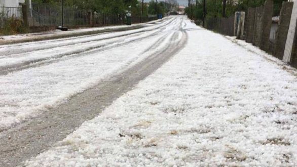 Ολοκληρωτική καταστροφή σε 30.000 στρέμματα άφησε το χαλάζι