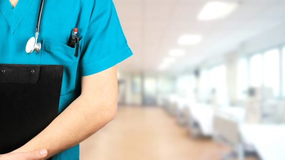 Μείωση τακτικών χειρουργείων κατά 80% ζητά το υπουργείο Υγείας από τα νοσοκομεία