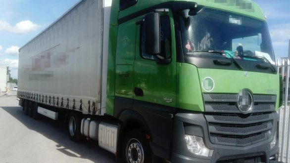 Σύλληψη 39χρονου υπηκόου FYROM ο οποίος προωθούσε στο εσωτερικό της χώρας 3 μη νόμιμους μετανάστες