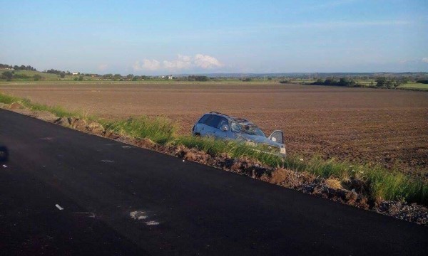 Αυτοκίνητο τούμπαρε στο 1ο χλμ Ευγενικού - Ελαφοχωρίου