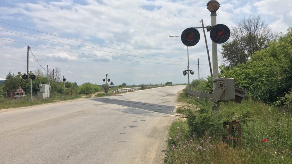 Προς επισκευή η ισόπεδη διάβαση του ΟΣΕ στο εργοστάσιο της ΕΒΖ