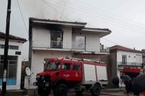 Κεραυνός έκαψε σπίτι στον Πεντάλοφο