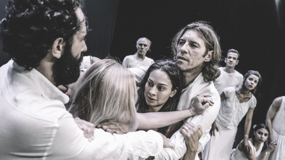 Το Κρατικό Θέατρο Βορείου Ελλάδας ήρθε στην πόλη της Ν.Ορεστιάδας με την παράσταση “Επτά επί Θήβας” του Αισχύλου.