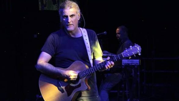 Ρόκαρε και ταξίδεψε σε έντεχνα μονοπάτια με Πλιάτσικα και Ζαμάνη ο Άρδας