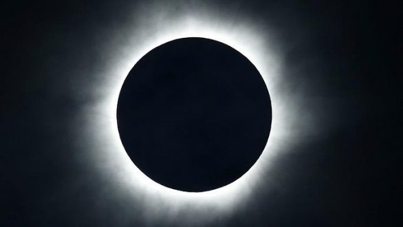 Ολική έκλειψη ηλίου στις 21 Αυγούστου – Πού θα είναι ορατή