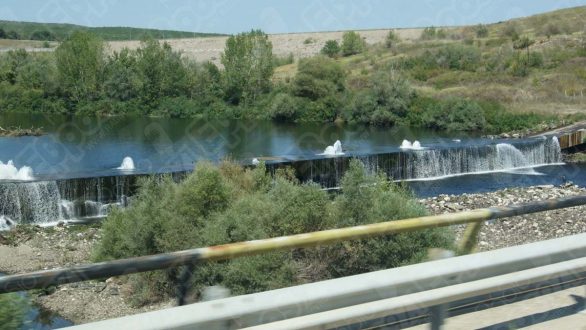 Εξακολουθεί να κινδυνεύει με κατάρρευση ο σίφωνας Κομάρων