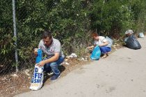 Τούρκοι πολίτες καθάρισαν το δρόμο ανάμεσα στα ελληνοτουρκικά σύνορα