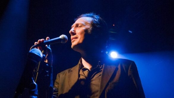 Ο Ρένος Χαραλαμπίδης και η “Μπάντα των Μποέμ” σε περιοδεία στη Θράκη