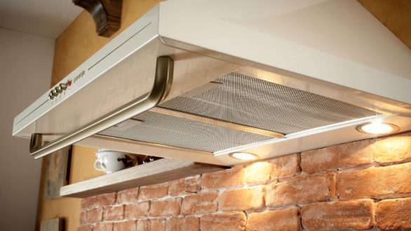 Πως να καθαρίσετε τον απορροφητήρα