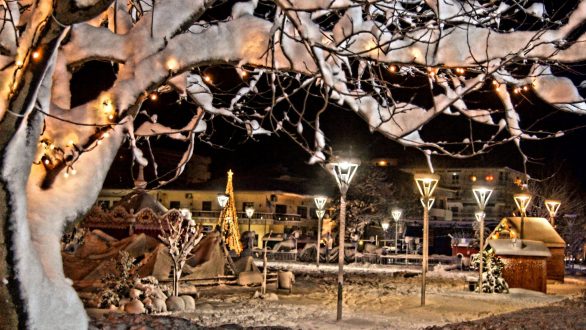 Εορταστικό πρόγραμμα λειτουργίας καταστημάτων Ορεστιάδας