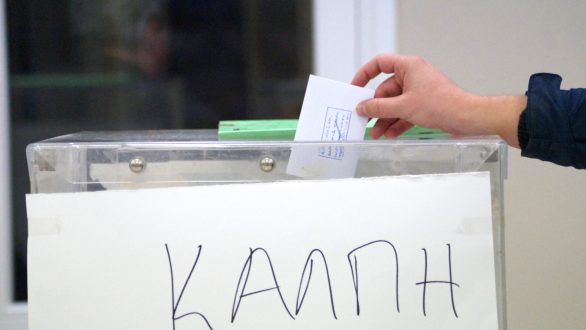 Κατατέθηκε στη Βουλή το σχέδιο νόμου για την ψήφο των Ελλήνων του εξωτερικού