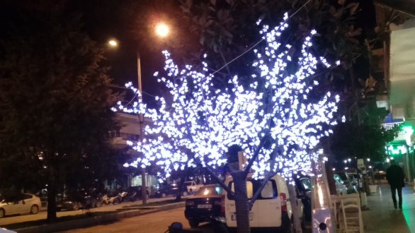 “Αγάπησα τ’ αστέρια γιατί είναι στοργικά με τους ανθρώπους που φοβούνται τις νύχτες…” Γαλιλαίος Γαλιλέι